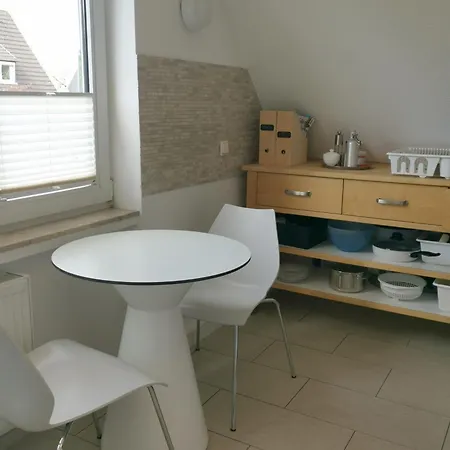 Schoene Teilwohnung Lohgia In Dortmunder Sueden Apartman Dortmund